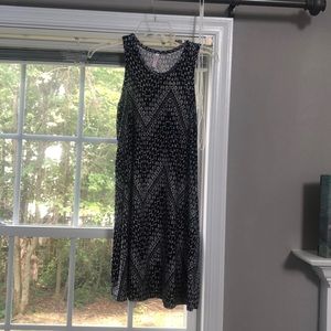 Beautiful navy and white geometric dress size s